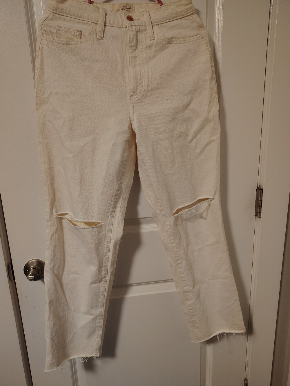 Distressed Cream Cropped Women's Jeans